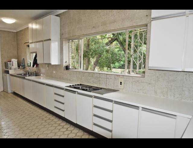 4 BEDROOM HOUSE FOR SALE IN SAVOY ESTATE